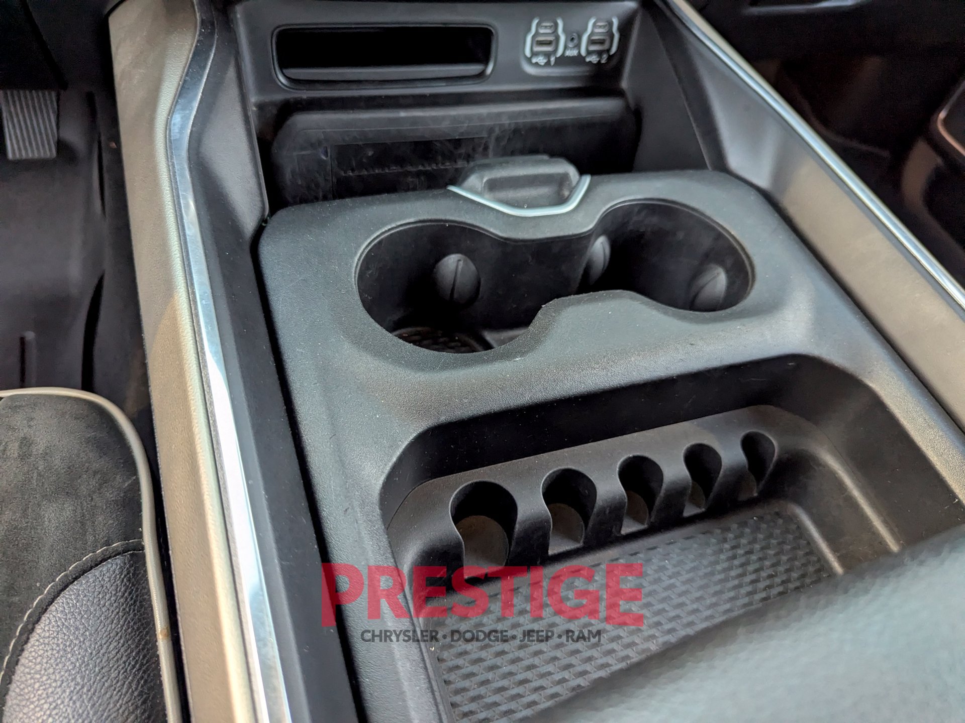 Used 2021 RAM 1500 Laramie w/ Advanced Safety Group AWD/4WD image 27
