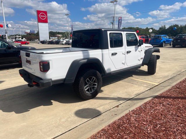 Used 2026 Jeep Gladiator Mojave AWD/4WD image 4