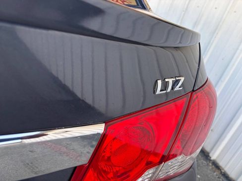 Used 2015 Chevrolet Cruze LTZ w/ Sun, Sound and Sport Package FWD image 9