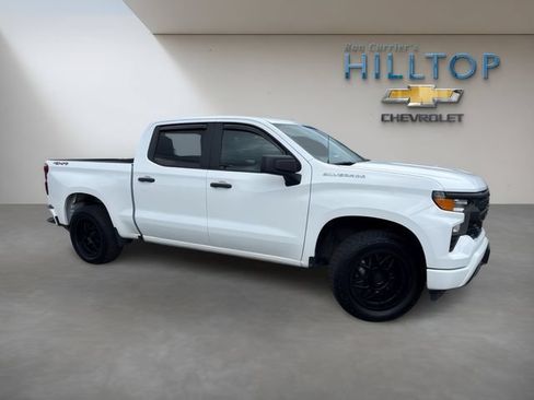 Used 2024 Chevrolet Silverado 1500 Custom AWD/4WD image 2