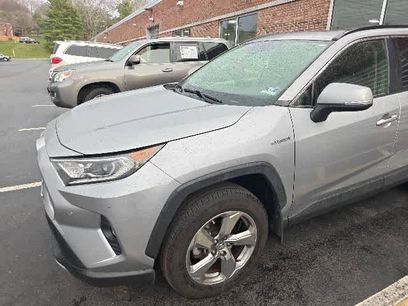 Used 2019 Toyota RAV4 Limited w/ Carpet Mat Package
