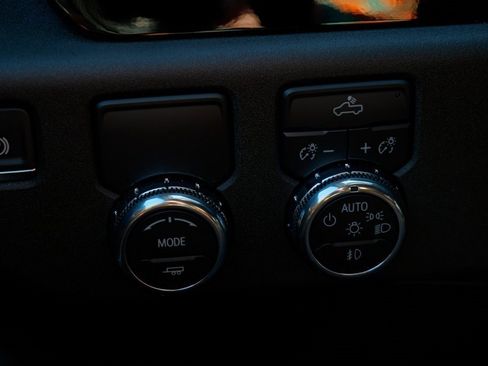 New 2026 GMC Sierra 1500 Elevation image 25