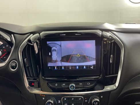 Used 2021 Chevrolet Traverse Premier w/ Redline Edition AWD/4WD image 31