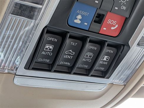 Certified 2019 RAM 1500 Limited image 21