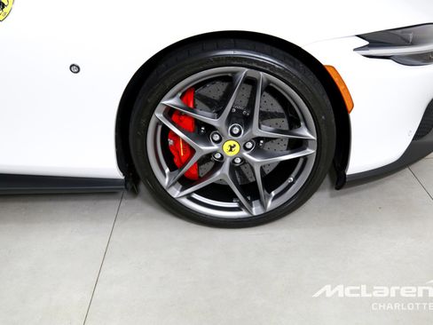 Used 2023 Ferrari Roma image 27