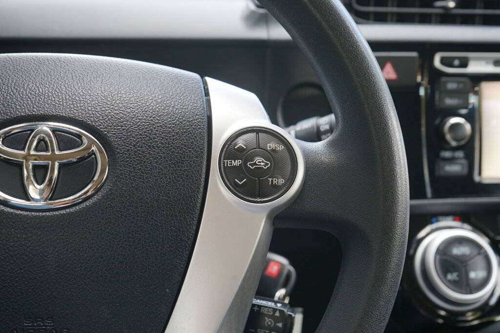 Used 2015 Toyota Prius C Two FWD image 25