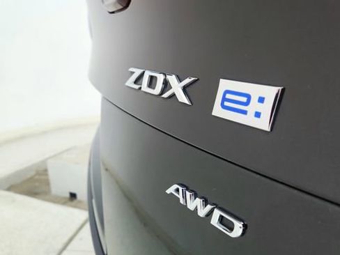 Used 2024 Acura ZDX A-Spec image 18