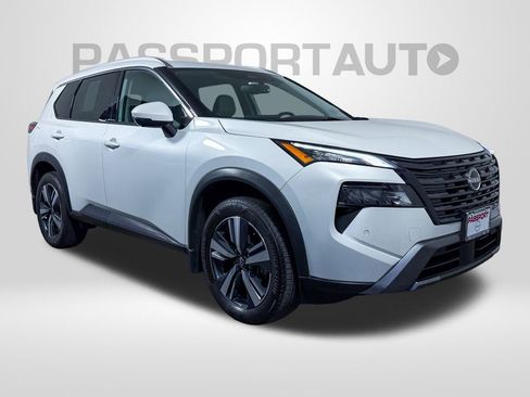 Certified 2024 Nissan Rogue SL image 5