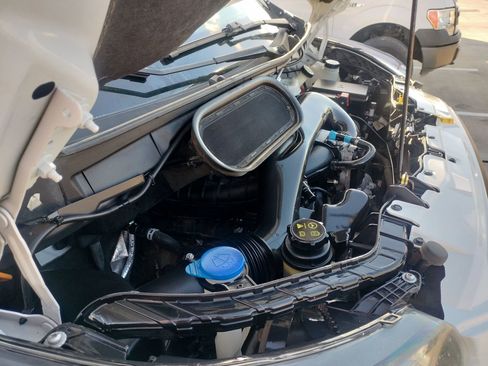 Used 2016 Ford Transit 150 XL image 12