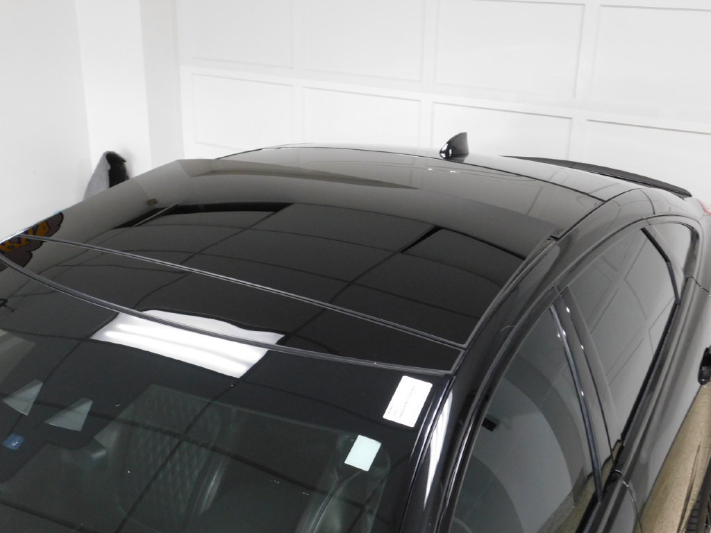 Used 2018 Jaguar XJ RWD image 23