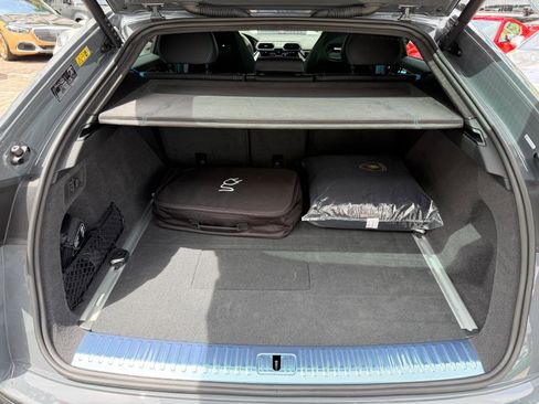 Used 2025 Lamborghini Urus SE image 60