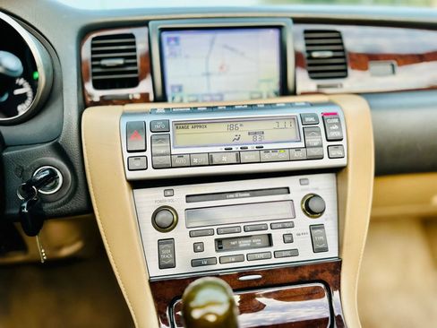 Used 2007 Lexus SC 430 Convertible RWD image 12