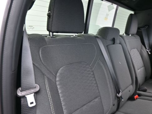 New 2026 RAM 1500 4x4 Crew Cab image 35