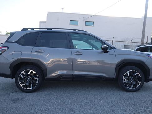 New 2026 Subaru Forester Touring AWD/4WD image 5
