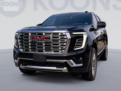 New 2026 GMC Yukon Denali w/ Sun & Power Step Package