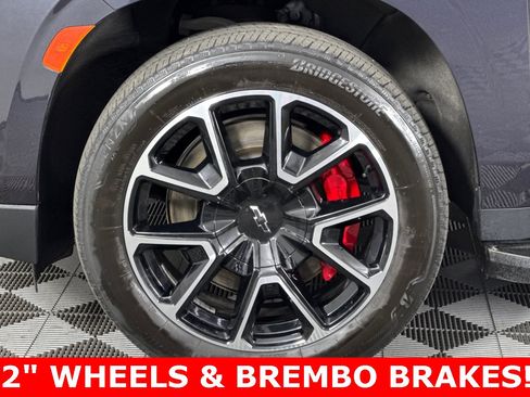 Used 2022 Chevrolet Tahoe RST w/ Sport Performance Package image 10