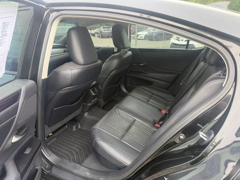 Used 2020 Lexus ES 300h w/ Accessory Package FWD image 30