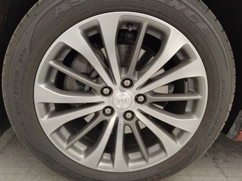 Used 2018 Buick LaCrosse Essence image 31