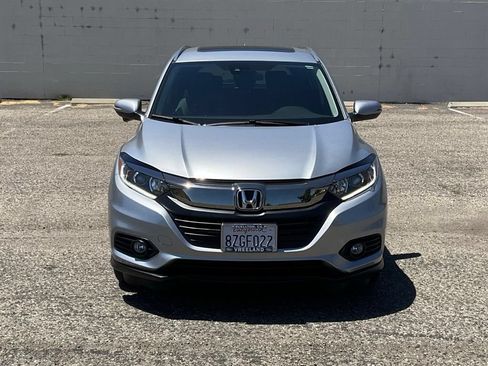 Used 2022 Honda HR-V EX image 9