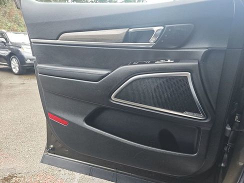 Used 2022 Kia Telluride SX w/ SX Prestige Package image 19