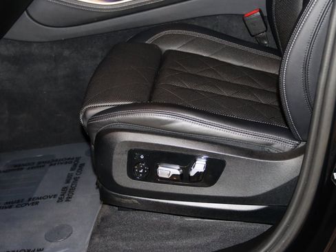 Used 2023 BMW X5 M50i w/ Climate Comfort Package image 39