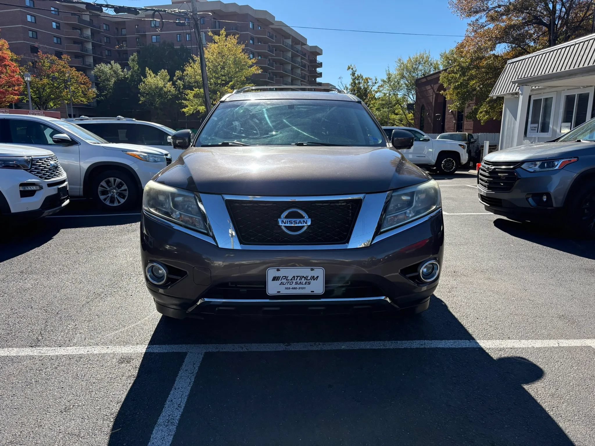 Used 2015 Nissan Pathfinder SL w/ SL Premium Package FWD image 3