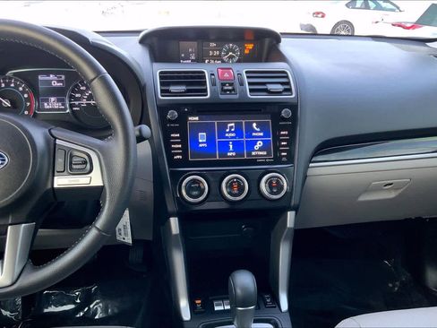 Used 2017 Subaru Forester 2.5i Limited image 6