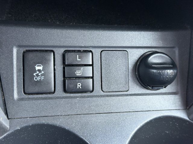Used 2009 Toyota RAV4 Limited FWD image 19