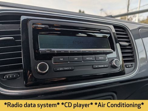 Used 2014 Volkswagen Beetle 1.8T image 5