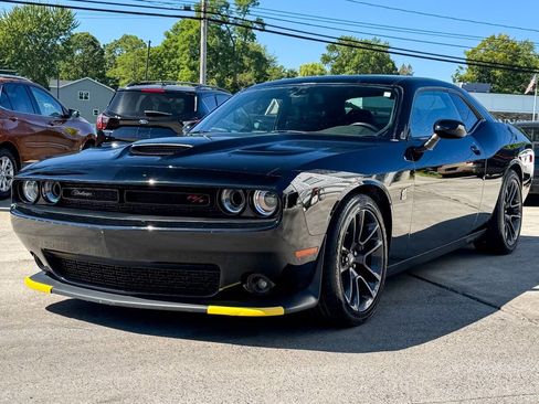 Used 2021 Dodge Challenger R/T Scat Pack w/ Driver Convenience Group image 7
