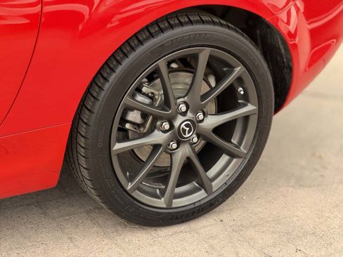 Used 2015 MAZDA MX-5 Miata Club image 6