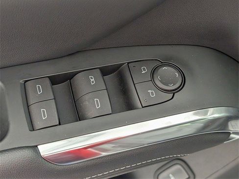 Certified 2024 Chevrolet Traverse LT image 5