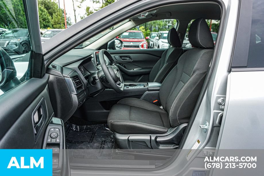 Used 2024 Nissan Rogue S FWD image 18
