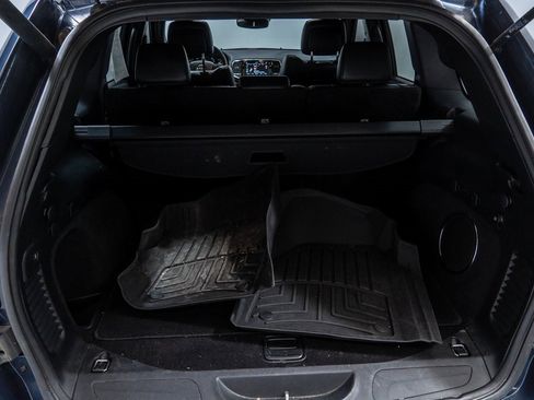 Used 2020 Jeep Grand Cherokee Limited X image 29