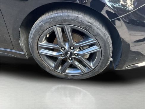Used 2021 Kia Forte GT-Line FWD image 23