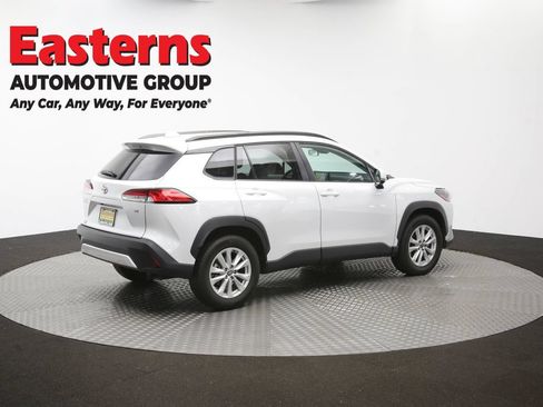 Used 2022 Toyota Corolla Cross LE FWD image 40