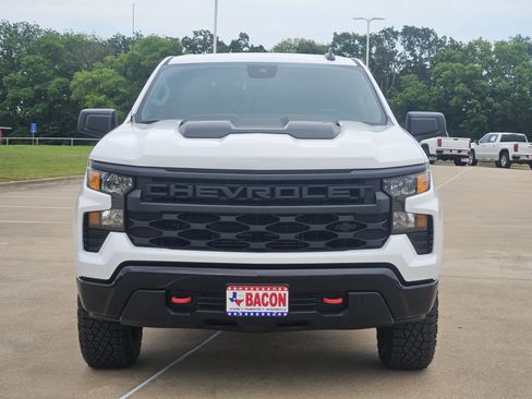 New 2026 Chevrolet Silverado 1500 Custom Trail Boss w/ LPO, Dark Essentials Package AWD/4WD image 2