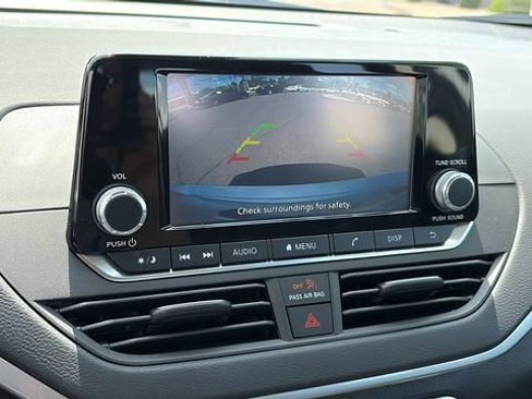 Certified 2023 Nissan Altima 2.5 S FWD image 16