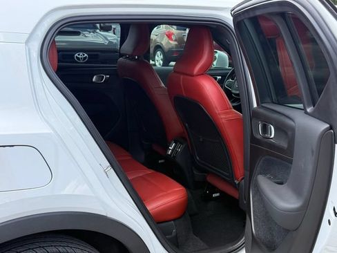 Used 2020 Volvo XC40 T5 Momentum AWD/4WD image 31