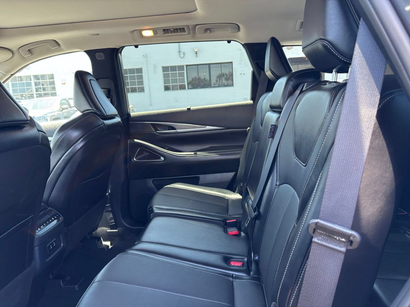 Used 2026 INFINITI QX60 Luxe AWD/4WD image 28