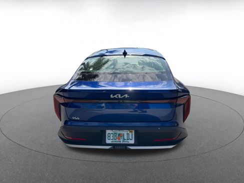 Used 2025 Kia K4 LXS FWD image 16