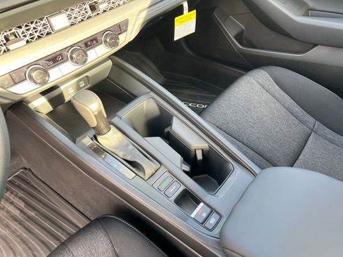 New 2025 Honda Accord SE image 25