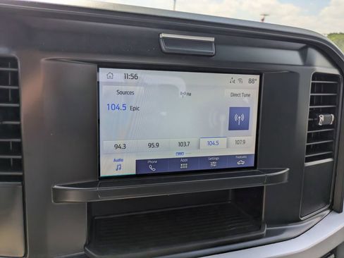 New 2026 Ford F250 XL w/ XL Chrome Package image 13