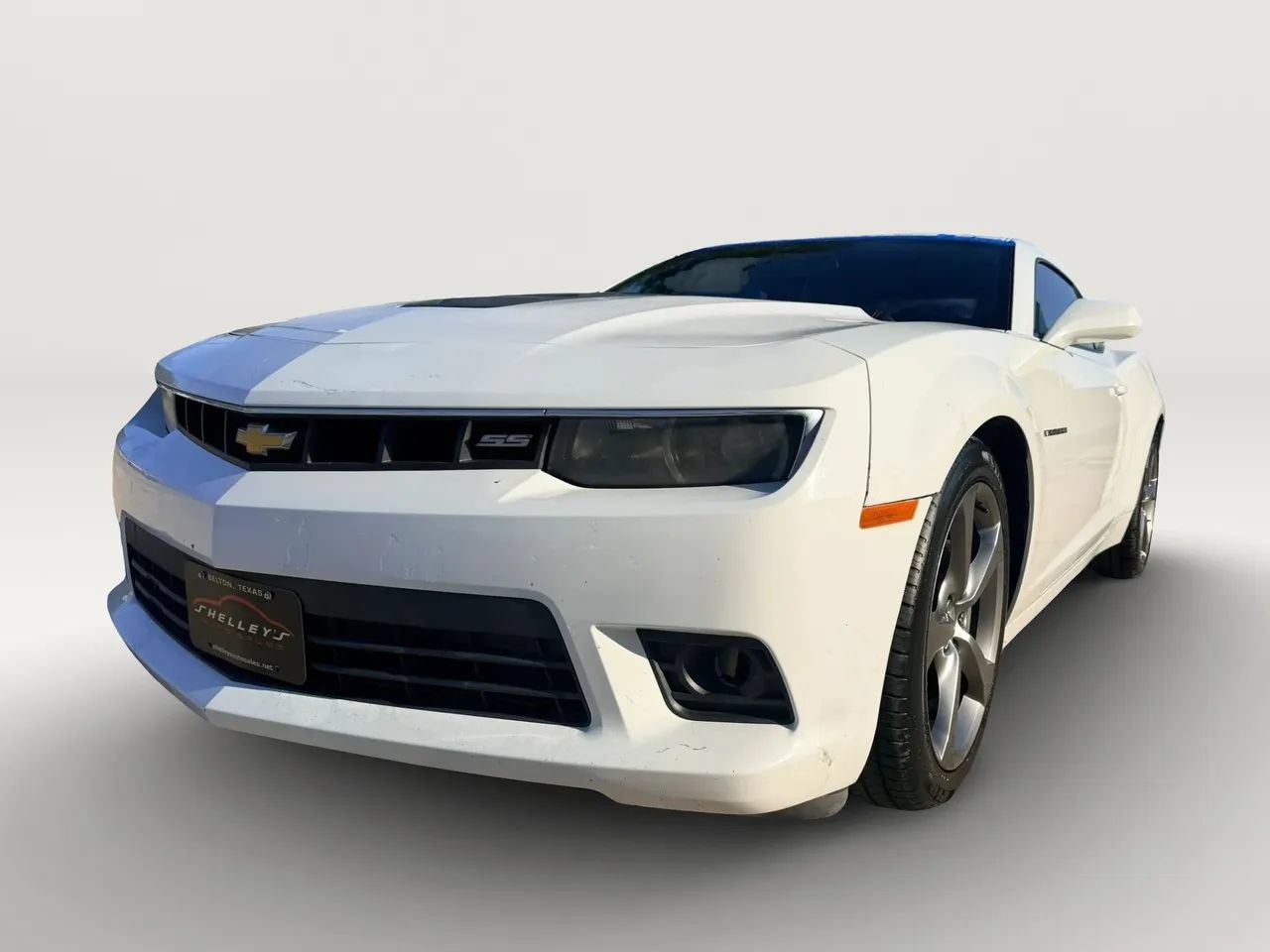 Used 2014 Chevrolet Camaro SS w/ RS Package RWD image 2
