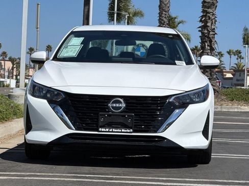 Used 2024 Nissan Sentra SV FWD image 9