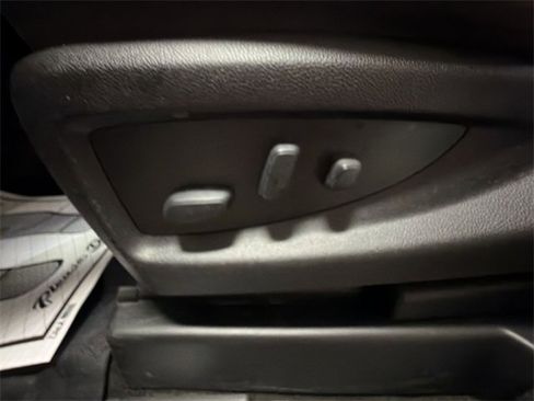 Used 2018 Chevrolet Silverado 1500 LT w/ All Star Edition image 12