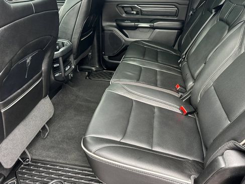 Used 2022 RAM 1500 Limited w/ Body-Colour Bumper Group AWD/4WD image 12