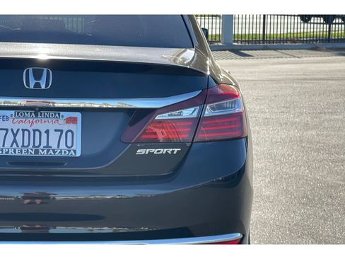 Used 2017 Honda Accord Sport image 46