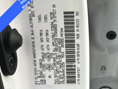 Used 2022 Toyota Tacoma TRD Off-Road image 30