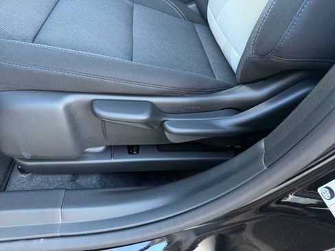 New 2026 Chevrolet Trax LS w/ LS Convenience Package FWD image 16